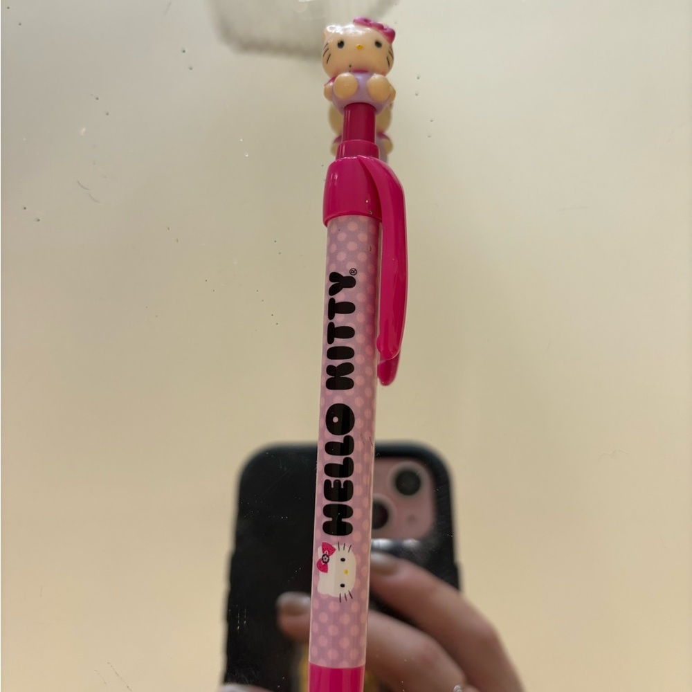 2015 Hello Kitty Pink Novelty Ballpoint Pen with Character Topper